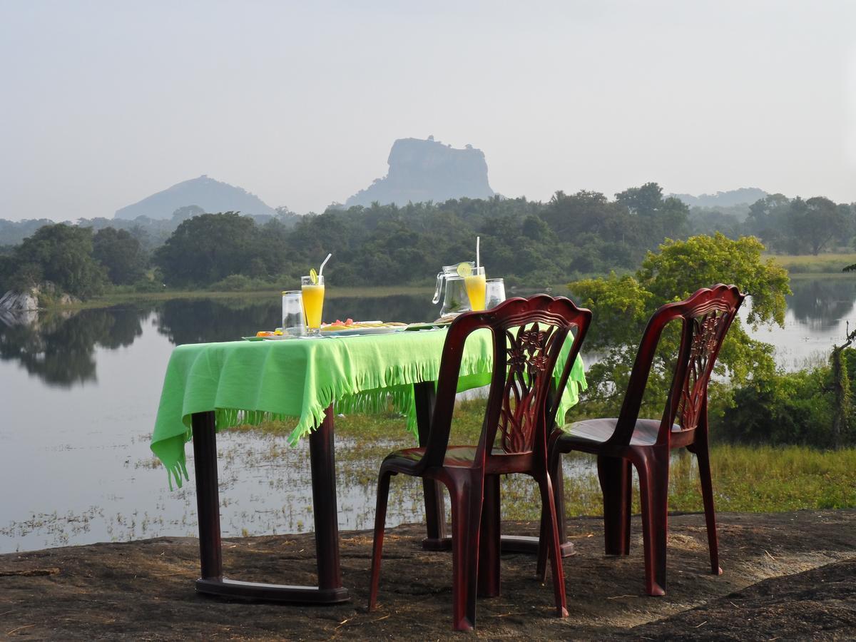 Sigiri Lake Paradise Sigiriya Exterior photo